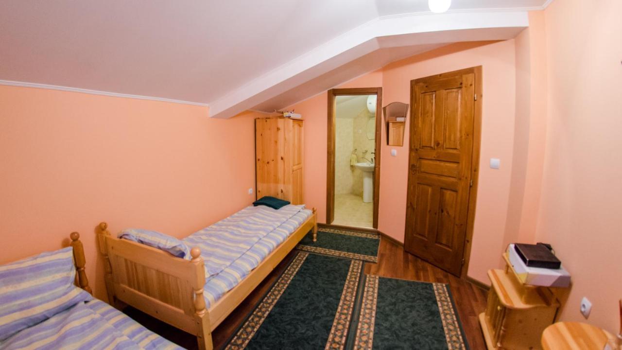 Къща За Гости Черна Река Ribaritsa Exterior foto